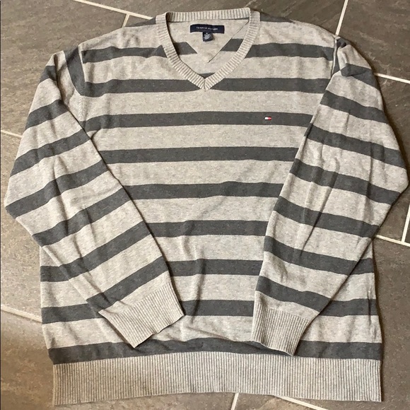 Tommy Hilfiger Other - Tommy Hilfiger sweater